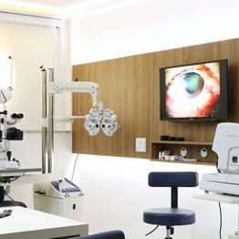 Equipamentos oftalmológicos modernos